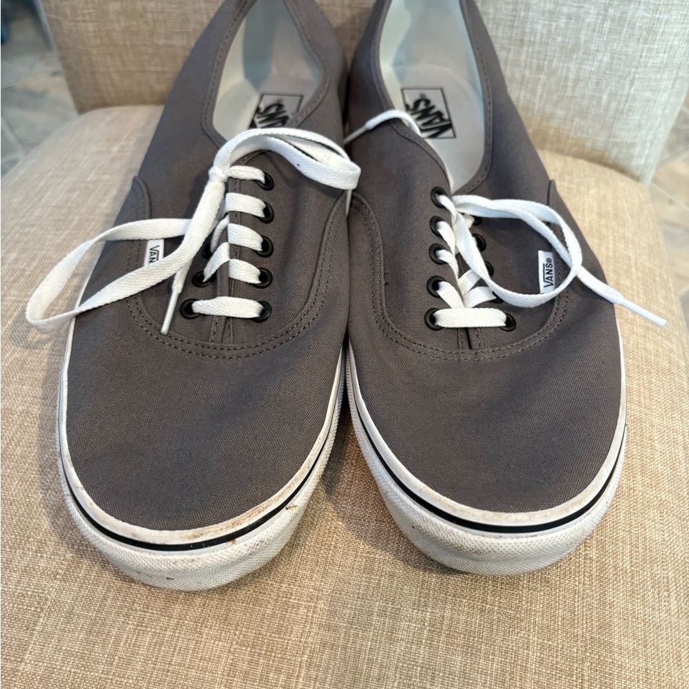 Vans Gray and White Sneakers Classic Style